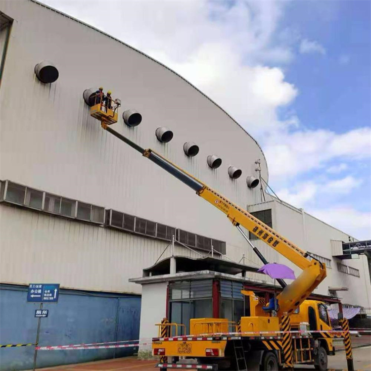 南部高空作业车出租服务：专业广告牌安装解决方案