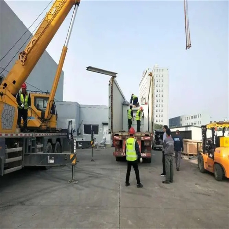 南部如何找到附近的吊车救援服务