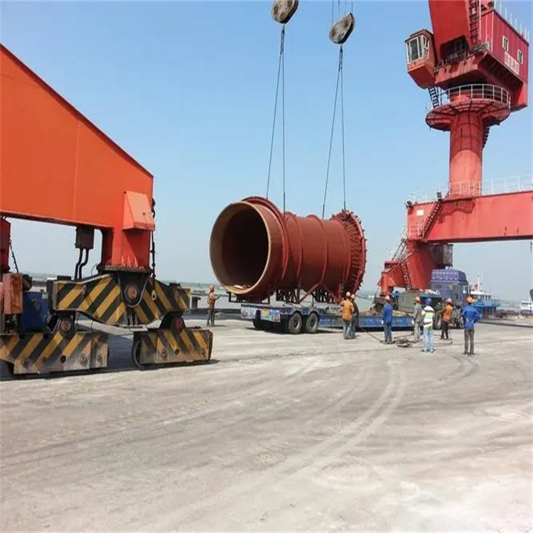 南部230吨折臂吊车出租电话