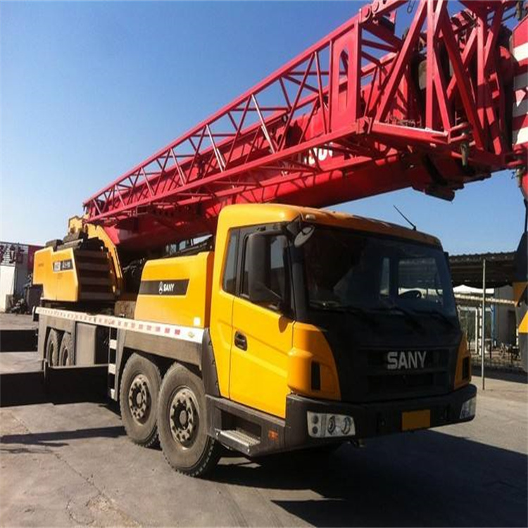 南部吊车吊运注意事项